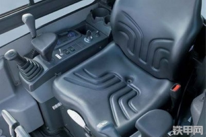 迪万伦DX35Z挖掘机整机外观