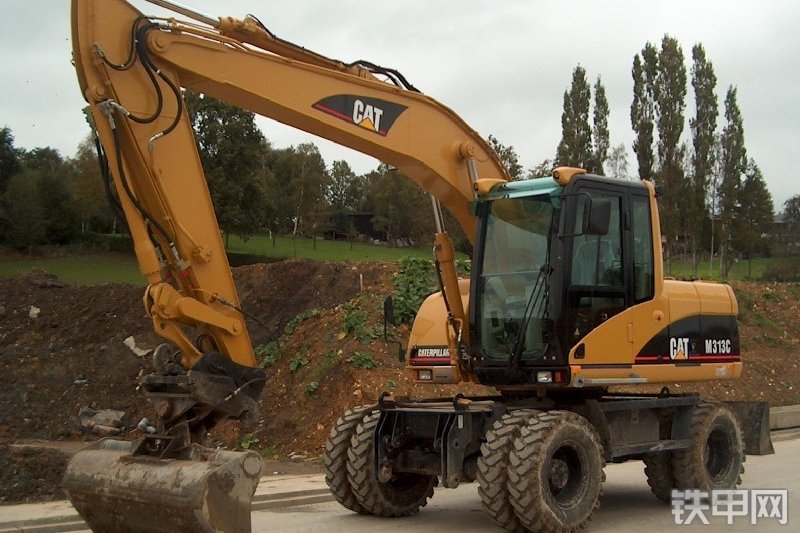 卡特彼勒M313C挖掘机整机外观
