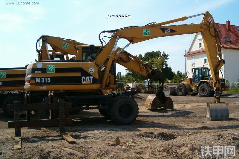 卡特彼勒M315挖掘机整机外观