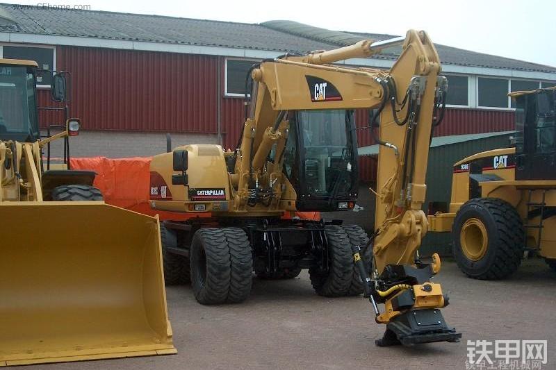 卡特彼勒M315C挖掘机整机外观