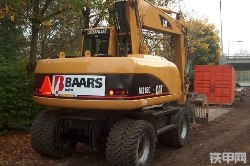 卡特彼勒M315D挖掘机整机外观