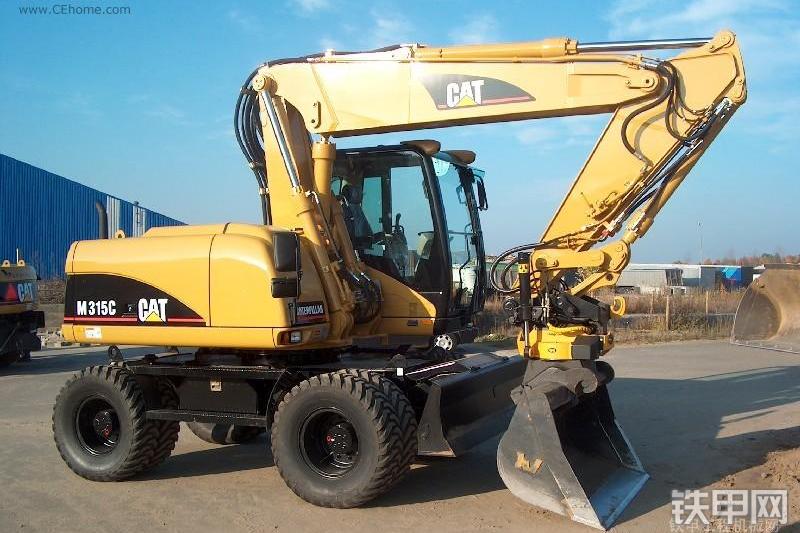 卡特彼勒M315D挖掘机整机外观