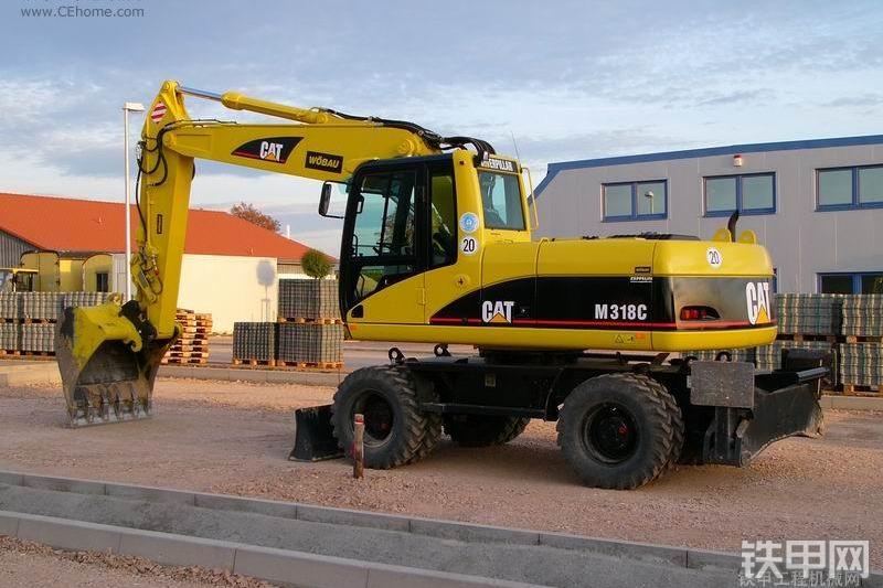 卡特彼勒M318C挖掘机整机外观