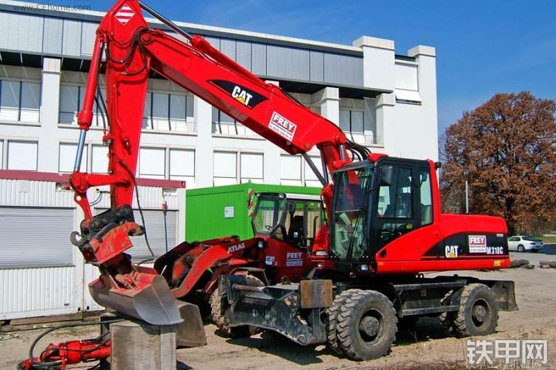 卡特彼勒M318C挖掘机整机外观