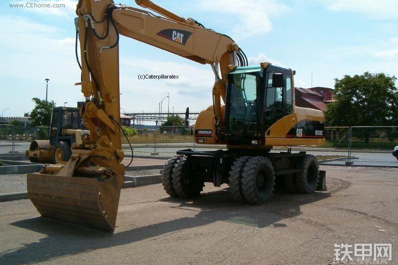 卡特彼勒M318C挖掘机整机外观