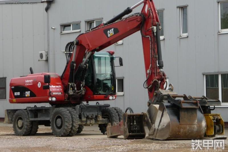 卡特彼勒M318D挖掘机整机外观