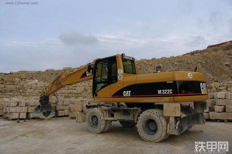 卡特彼勒M322C挖掘机整机外观