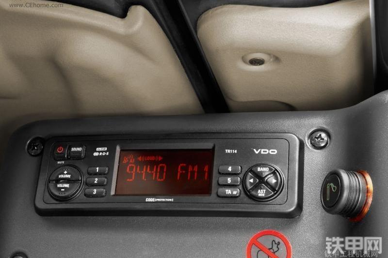 凯斯WX185挖掘机整机外观