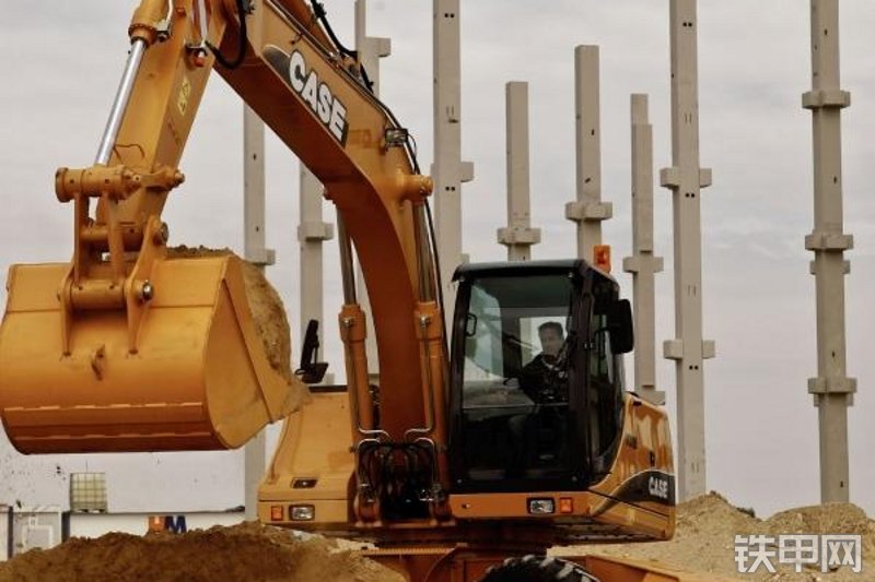 凯斯WX185挖掘机整机外观