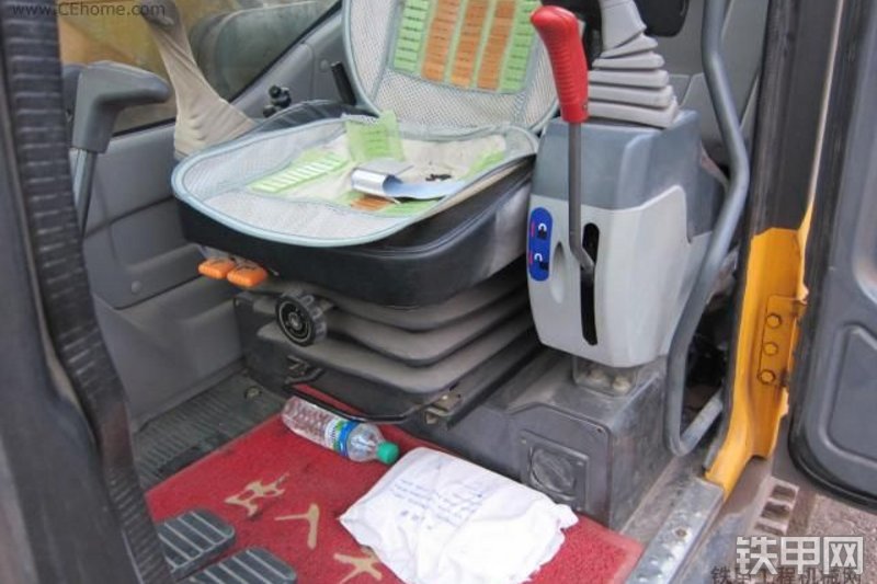 山重建机JCM921C挖掘机整机外观