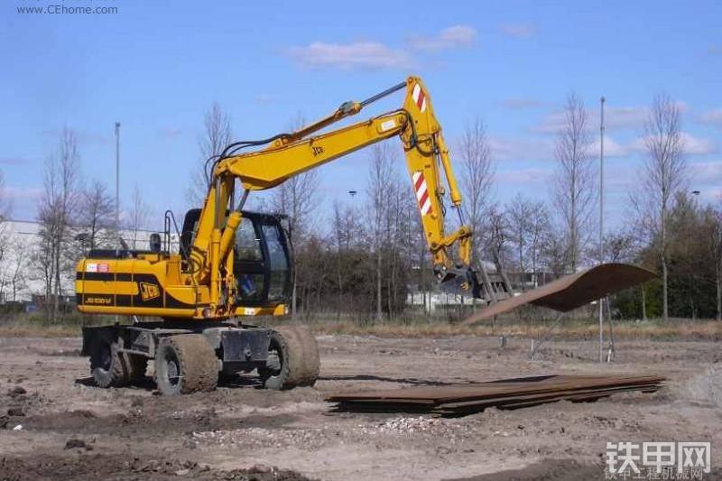 杰西博JS130W挖掘机整机外观