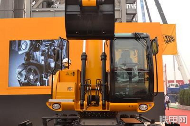 杰西博JS145W挖掘机整机外观