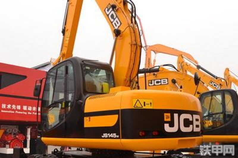 杰西博JS145W挖掘机整机外观