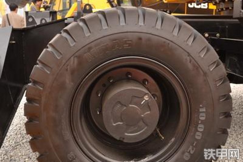 杰西博JS145W挖掘机整机外观