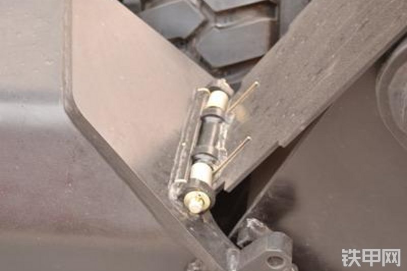 杰西博JS145W挖掘机整机外观