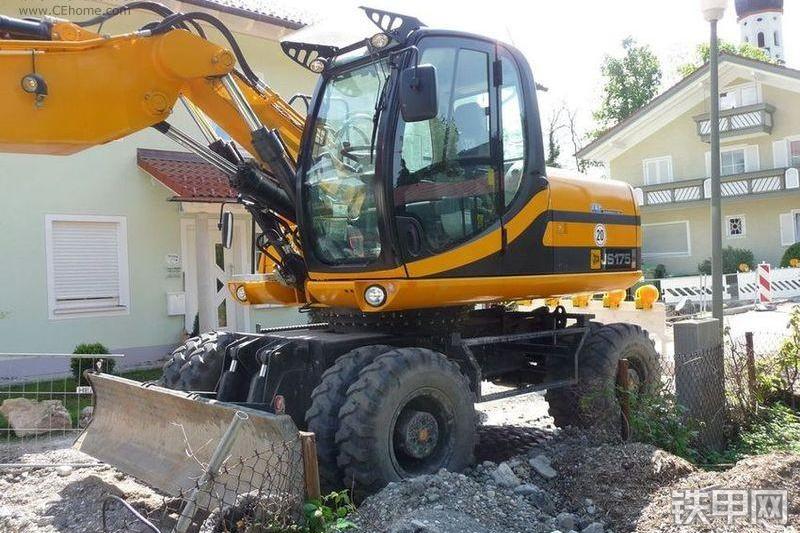 杰西博JS175W挖掘机整机外观