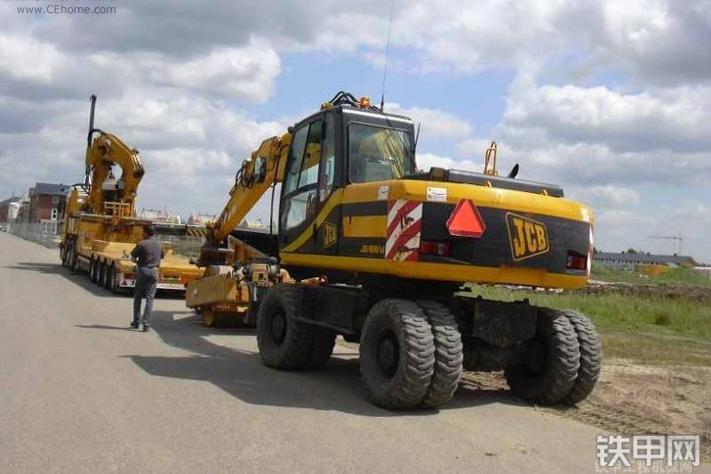 杰西博JS175W挖掘机整机外观