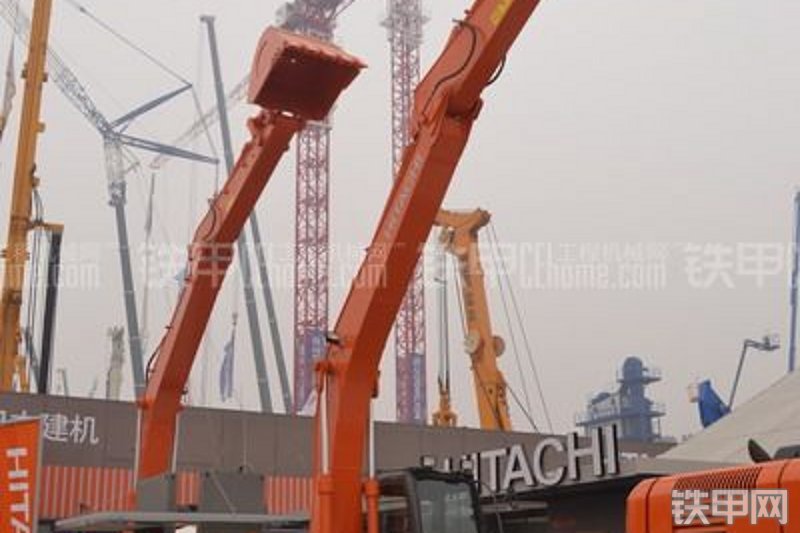 日立ZX200-3G挖掘机整机外观