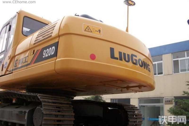 柳工CLG920D挖掘机整机外观