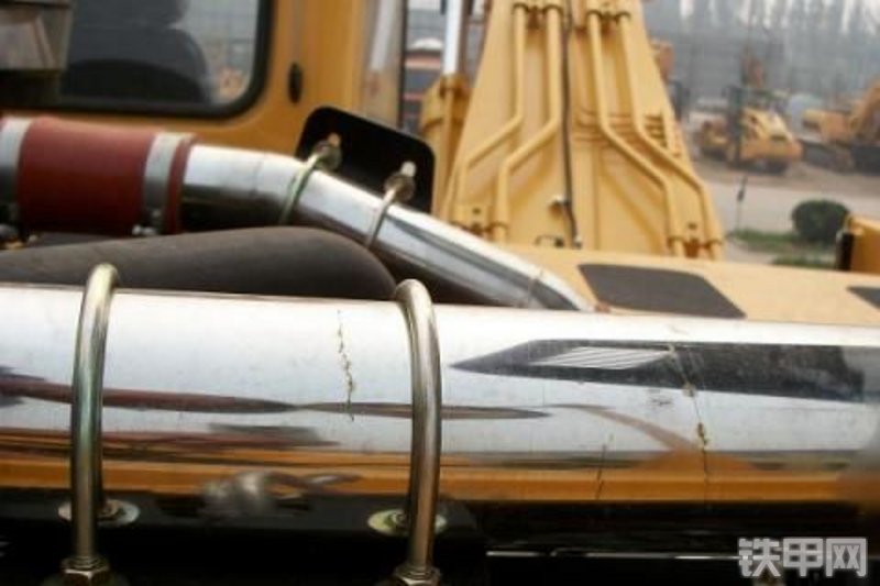 柳工CLG920D挖掘机整机外观