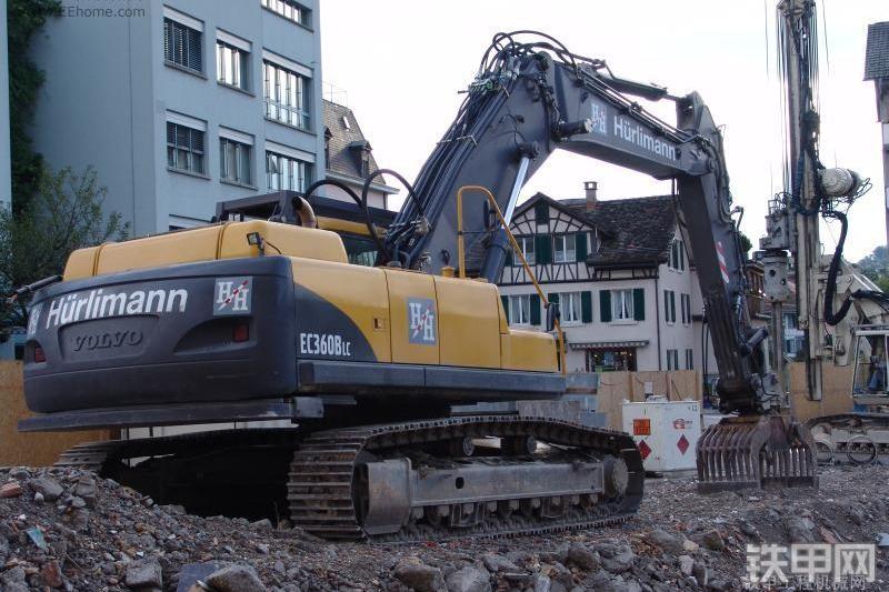 沃尔沃EC360BLC prime(2.6m斗杆)挖掘机整机外观