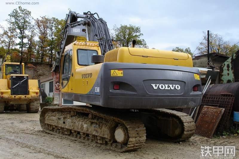 沃尔沃EC360BLC prime(2.6m斗杆)挖掘机局部