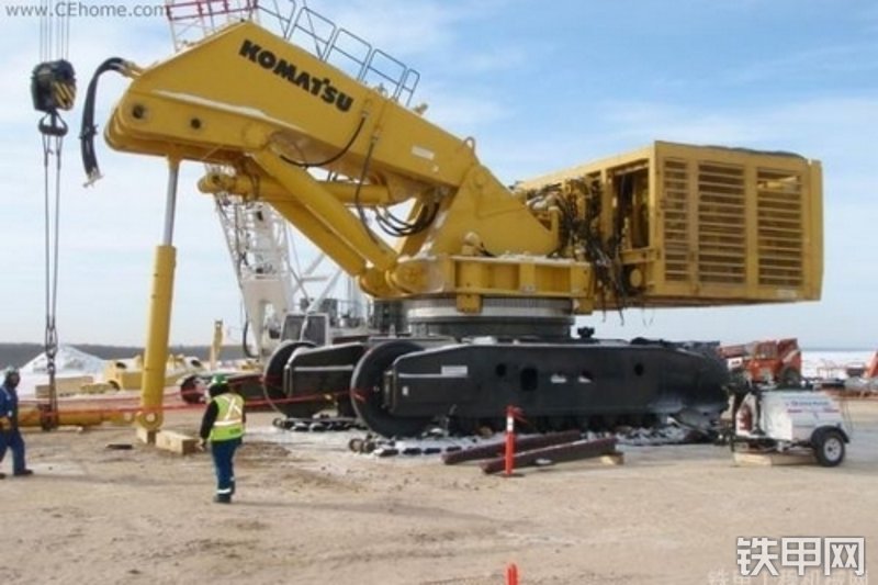 小松PC8000正铲挖掘机整机外观