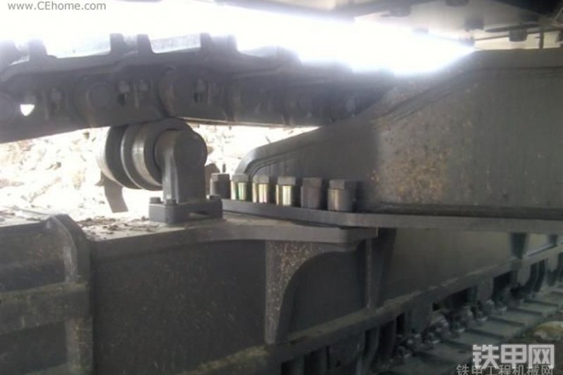 沃尔沃EC700BLC挖掘机局部