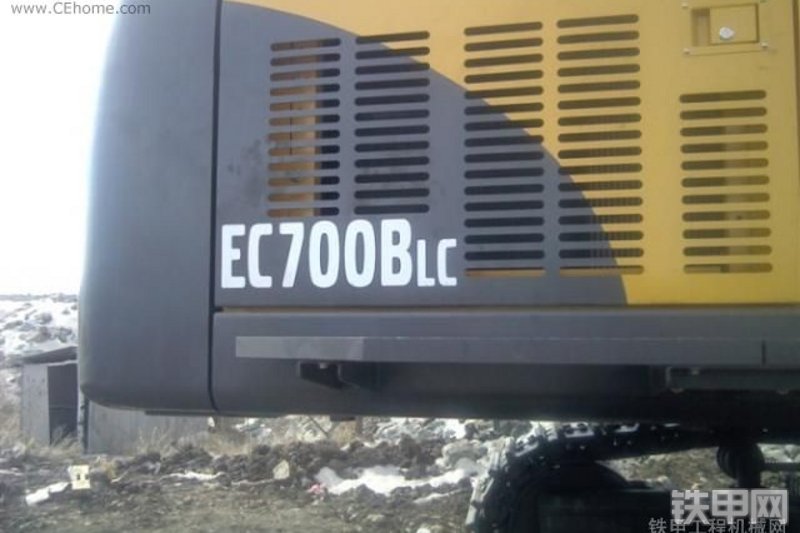 沃尔沃EC700BLC挖掘机局部