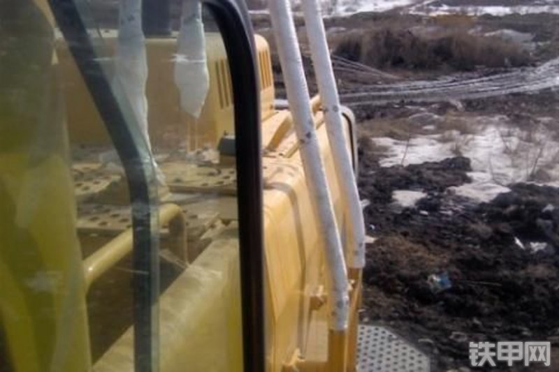 沃尔沃EC700BLC挖掘机局部