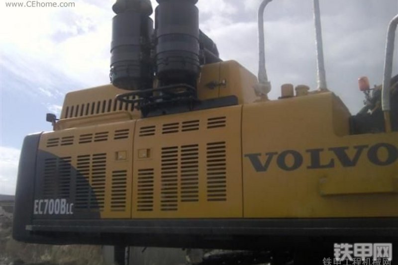 沃尔沃EC700BLC挖掘机局部