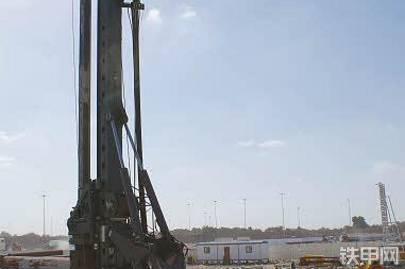 利勃海尔LB36旋挖钻整机外观