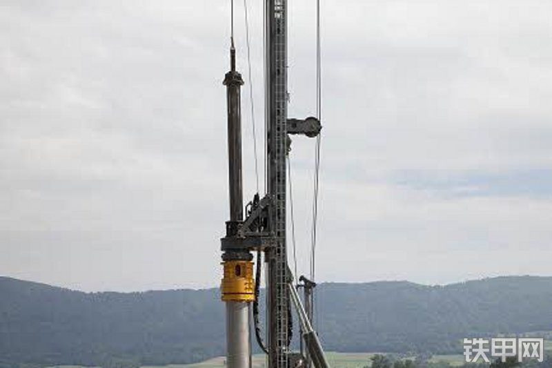 利勃海尔LB36旋挖钻整机外观