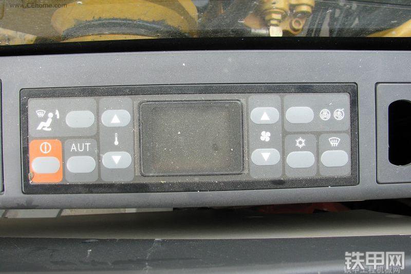 卡特彼勒307C挖掘机整机外观