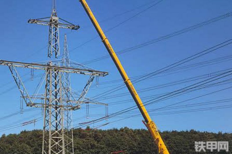 利勃海尔LTM1090-4.1起重机整机外观