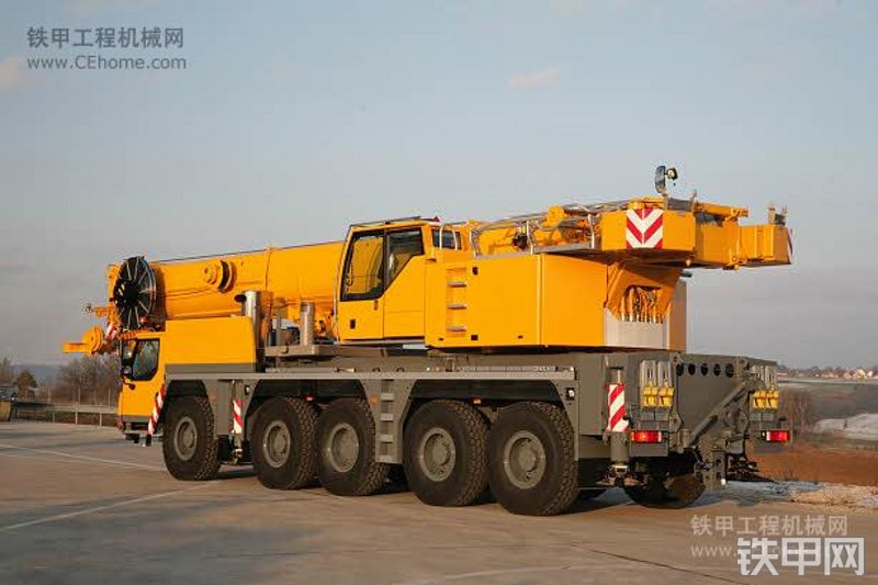 利勃海尔LTM1160-5.1起重机整机外观