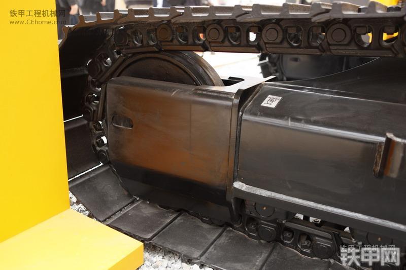 杰西博JS220LC挖掘机局部