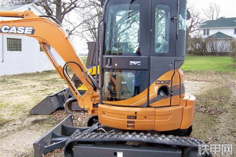 凯斯CX36B挖掘机局部