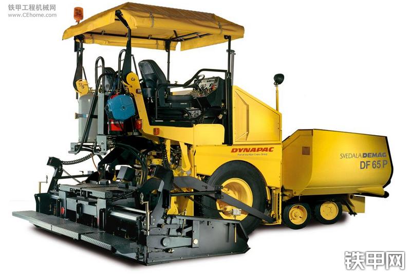 德马格DF65P沥青摊铺机整机外观