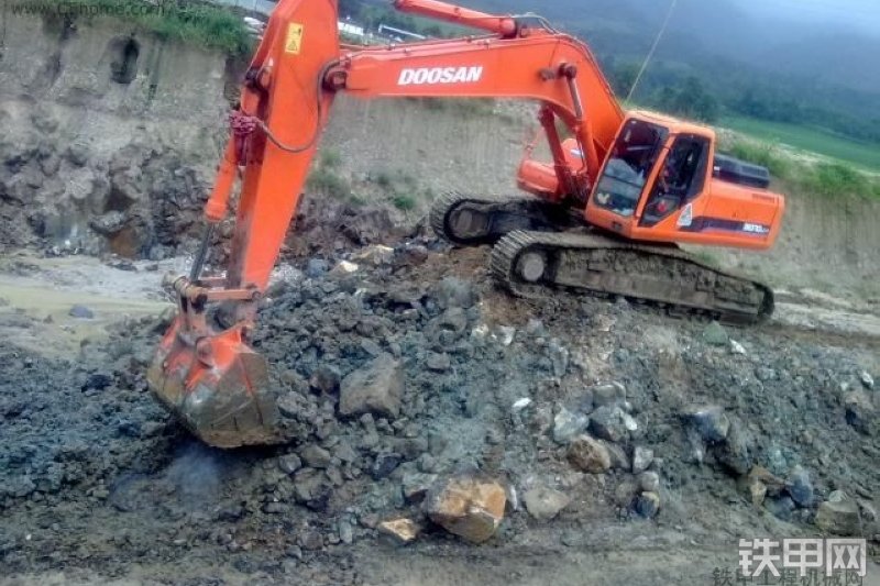 迪万伦DH370LC-7挖掘机其他