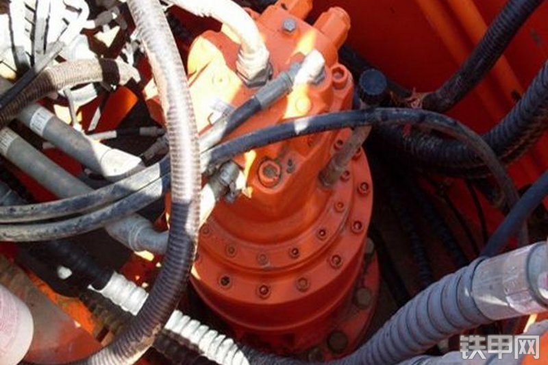 迪万伦DH370LC-7挖掘机局部