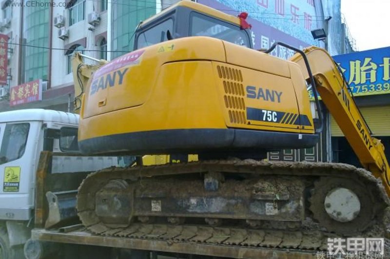 三一重工SY75C-8挖掘机整机外观