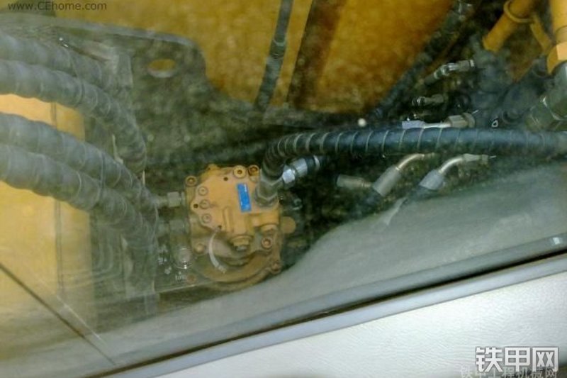 三一重工SY75C-8挖掘机整机外观