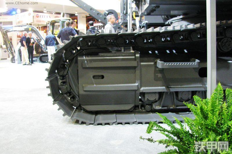 沃尔沃EC480D挖掘机局部