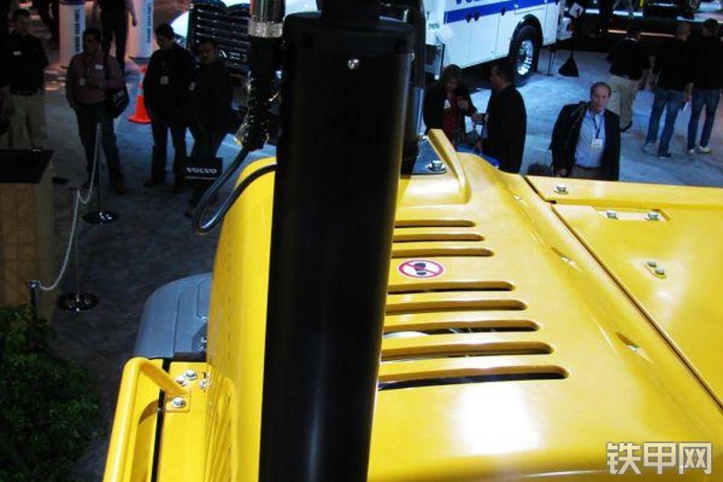 沃尔沃EC480D挖掘机局部