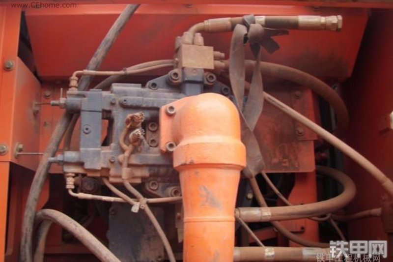 迪万伦DH420LC-7挖掘机局部