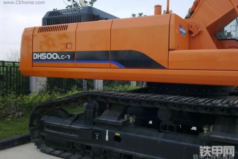 迪万伦DH500LC-7挖掘机局部