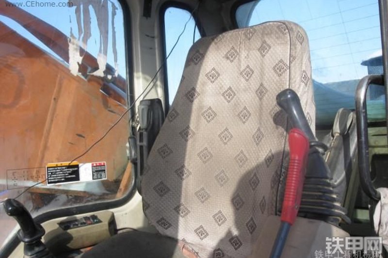 迪万伦DH500LC-7挖掘机局部