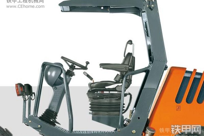 悍马3412压路机整机外观