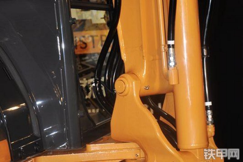 凯斯CX58C挖掘机局部